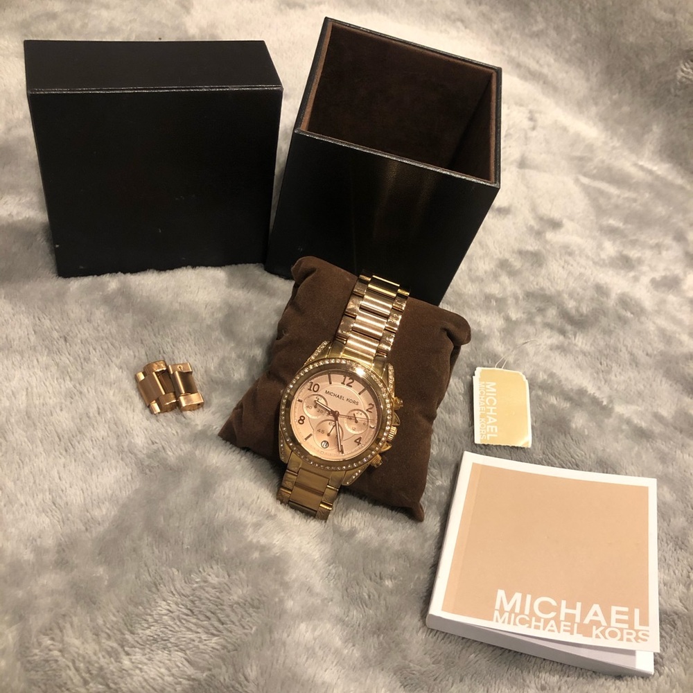 Michael Kors Rose Goldtone Blair Chronograph Watch - Picture 2 of 5